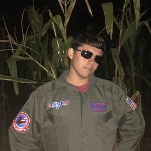 Meet your Posher, Cody